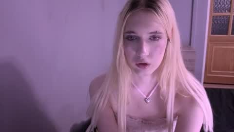 sweetcrystalll online show from 07-06-26, 06:54