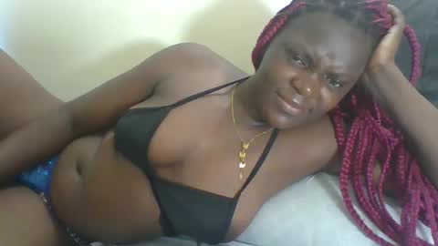 Snapshot of sweetdarkskin chatting on 01-29-25, 01:38 CLARIS online show from 01-29-25, 01:38
