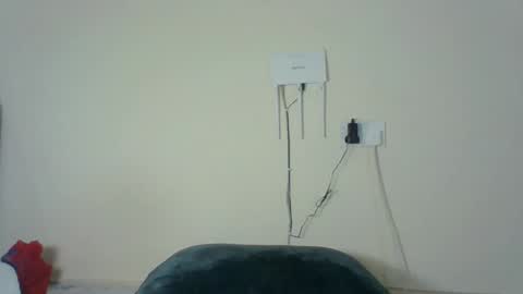 Snapshot of sweetdarkskin chatting on 03-08-25, 07:09 CLARIS online show from 03-08-25, 07:09