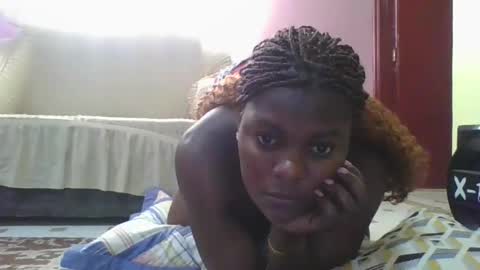 Snapshot of sweetdarkskin chatting on 01-14-26, 01:06 CLARIS online show from 01-14-26, 01:06