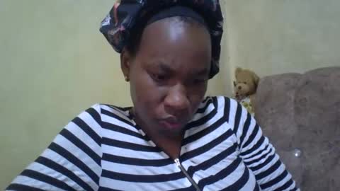 Snapshot of sweetdiva2012 chatting on 02-02-25, 04:26 sweetdiva2012 online show from 02-02-25, 04:26