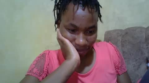 Snapshot of sweetdiva2012 chatting on 02-12-25, 11:29 sweetdiva2012 online show from 02-12-25, 11:29