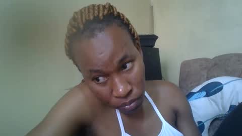 Snapshot of sweetdiva2012 chatting on 09-17-25, 06:48 sweetdiva2012 online show from 09-17-25, 06:48