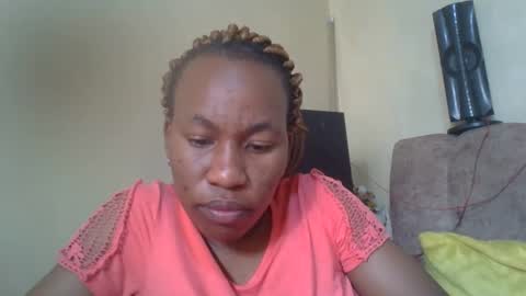 Snapshot of sweetdiva2012 chatting on 09-19-25, 05:53 sweetdiva2012 online show from 09-19-25, 05:53