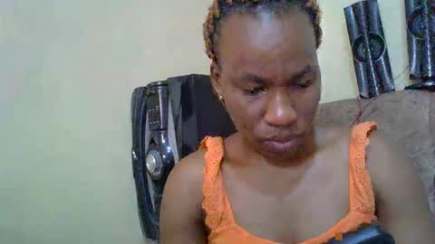 Snapshot of sweetdiva2012 chatting on 10-06-25, 06:11 sweetdiva2012 online show from 10-06-25, 06:11