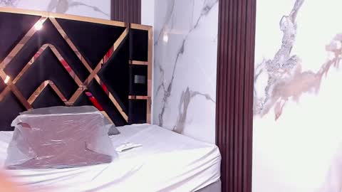 Snapshot of sweetebonny1 chatting on 12-12-24, 05:26 Jimena online show from 12-12-24, 05:26