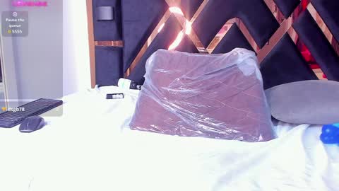 Snapshot of sweetebonny1 chatting on 12-19-24, 02:13 Jimena online show from 12-19-24, 02:13