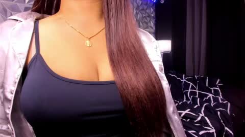 sweetest_one4 online show from 05-22-26, 08:47