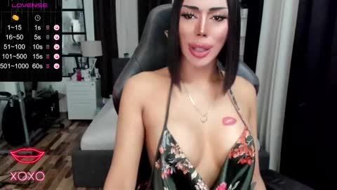 CANDACE online show from 03-05-25, 01:06