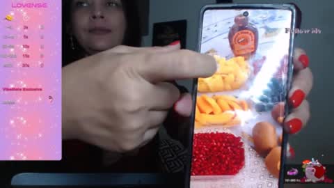 Snapshot of sweetfantasyven chatting on 01-17-25, 01:56 SWEETFANTASYVEN online show from 01-17-25, 01:56