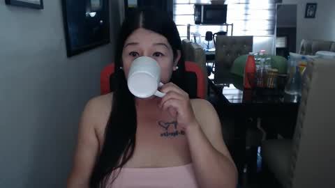 Snapshot of sweetflavor4uxxx chatting on 03-26-26, 06:19 GoddessAira4uTS online show from 03-26-26, 06:19