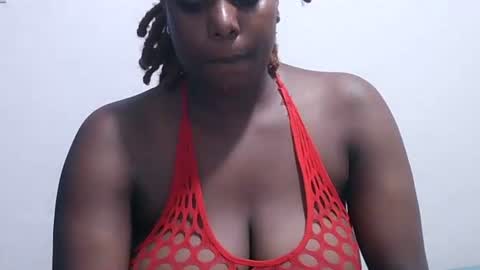 Snapshot of sweetgal11 chatting on 10-05-25, 03:32 sweetgal11 online show from 10-05-25, 03:32