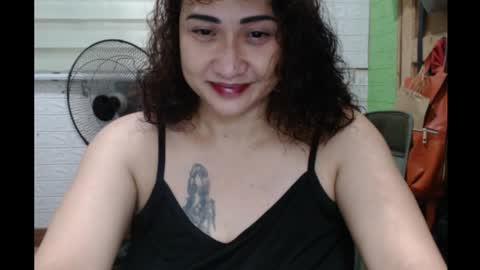 Snapshot of sweetgemini23 chatting on 10-18-25, 03:46 Jean online show from 10-18-25, 03:46