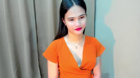 sweetgirl_latina143 online show from 09-12-25, 05:18