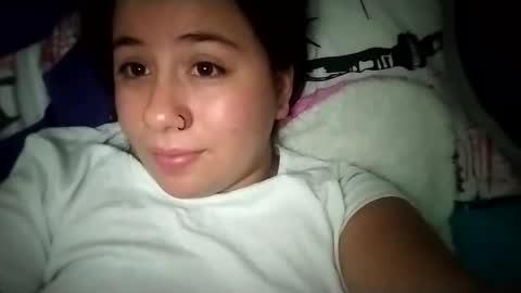 Snapshot of sweetie__annie chatting on 02-05-25, 05:20 Ana Mara i cant Make noise My family is here online show from 02-05-25, 05:20