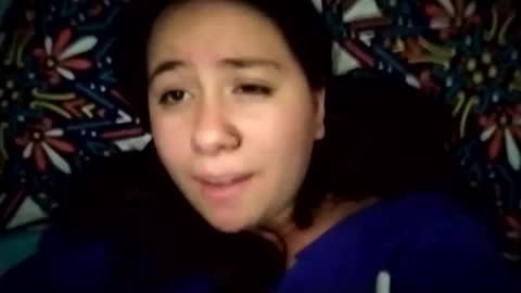 Snapshot of sweetie__annie chatting on 02-14-25, 06:23 Ana Mara i cant Make noise My family is here online show from 02-14-25, 06:23