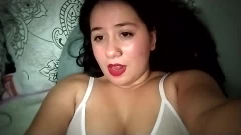 Snapshot of sweetie__annie chatting on 02-20-25, 03:56 Ana Mara i cant Make noise My family is here online show from 02-20-25, 03:56