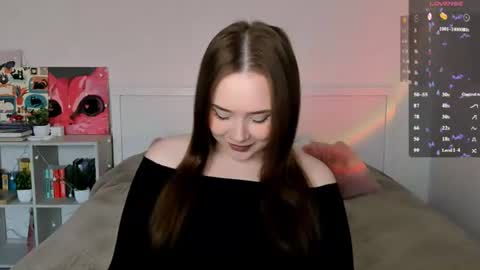 Hannah online show from 06-28-26, 02:12