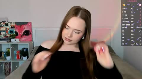 Hannah online show from 07-12-26, 03:25