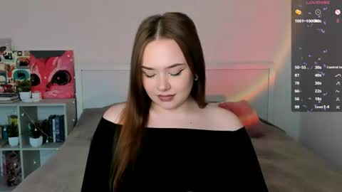 Hannah online show from 07-18-26, 03:38