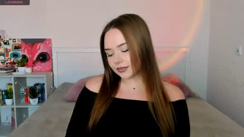 Hannah online show from 08-06-26, 03:03