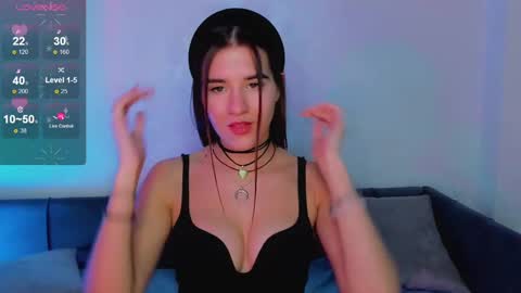 Snapshot of sweetie_catt chatting on 02-14-25, 09:13 sweetie_catt online show from 02-14-25, 09:13