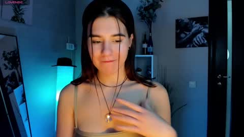 Snapshot of sweetie_catt chatting on 02-18-25, 12:06 sweetie_catt online show from 02-18-25, 12:06
