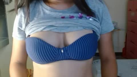 Snapshot of sweetie_diana chatting on 03-28-26, 02:22 Diana online show from 03-28-26, 02:22