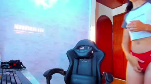 FOXXY online show from 08-06-26, 11:56