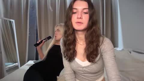 Snapshot of sweetie_kitty888 chatting on 10-21-25, 03:57 sweetie_kitty888 online show from 10-21-25, 03:57