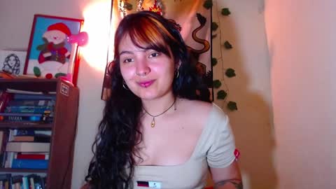 Snapshot of sweetie_maryy chatting on 12-15-24, 08:25 Maria my insta sweetie maryy online show from 12-15-24, 08:25