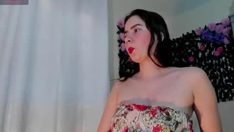 Snapshot of sweetieandjuiicy chatting on 06-02-26, 06:21 Call me Nataly online show from 06-02-26, 06:21