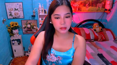 Nicole online show from 01-27-25, 04:01