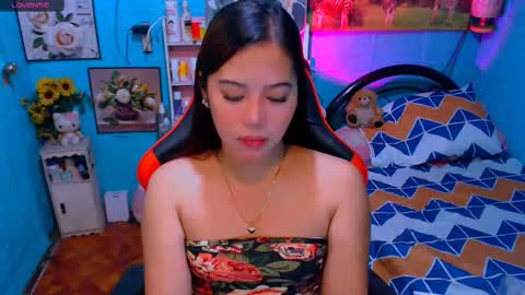 Nicole online show from 03-08-25, 10:02