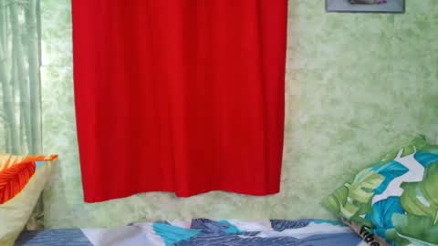 Snapshot of sweetiestkylie chatting on 02-16-25, 06:10 sweetiestkylie online show from 02-16-25, 06:10