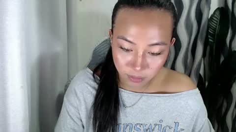 Snapshot of sweetiie_caren chatting on 07-29-26, 06:55 CAREN online show from 07-29-26, 06:55