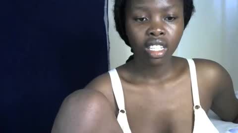 sweetkirrie online show from 05-20-26, 09:37
