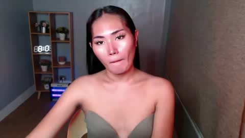   online show from 12-07-24, 01:58