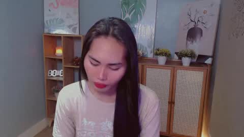   online show from 03-12-25, 11:01