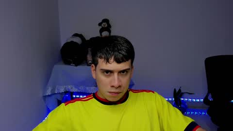 Snapshot of sweetlian_04 chatting on 12-10-24, 04:02 Lian online show from 12-10-24, 04:02