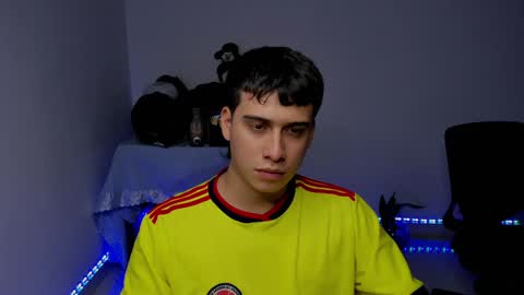 Snapshot of sweetlian_04 chatting on 12-10-24, 07:05 Lian online show from 12-10-24, 07:05