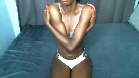 Snapshot of sweetlilly2540 chatting on 11-10-25, 07:24 sweetlilly2540 online show from 11-10-25, 07:24