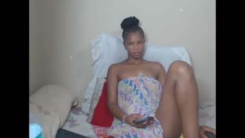 Snapshot of sweetlipss_ chatting on 10-11-25, 02:11 sweetlipss_ online show from 10-11-25, 02:11