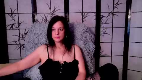 Snapshot of sweetlonglips_ chatting on 07-19-26, 07:56 JenJenny online show from 07-19-26, 07:56