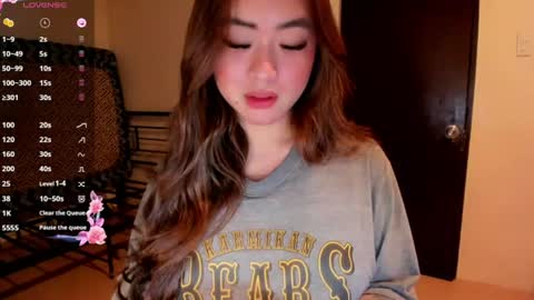 Zoe online show from 06-19-26, 05:06