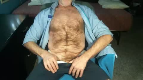 Snapshot of sweetman4a chatting on 12-18-25, 03:40 Michael online show from 12-18-25, 03:40