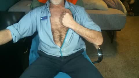 Snapshot of sweetman4a chatting on 02-11-26, 02:44 Michael online show from 02-11-26, 02:44