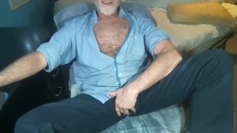 Snapshot of sweetman4a chatting on 03-09-26, 02:21 Michael online show from 03-09-26, 02:21