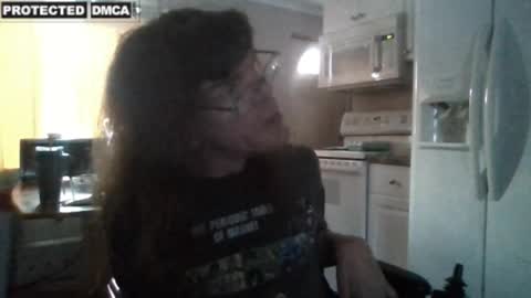 Snapshot of sweetman4u75 chatting on 02-27-25, 11:26 Sweet Man online show from 02-27-25, 11:26