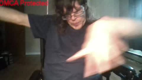 Snapshot of sweetman4u75 chatting on 11-08-25, 07:01 Sweet Man online show from 11-08-25, 07:01